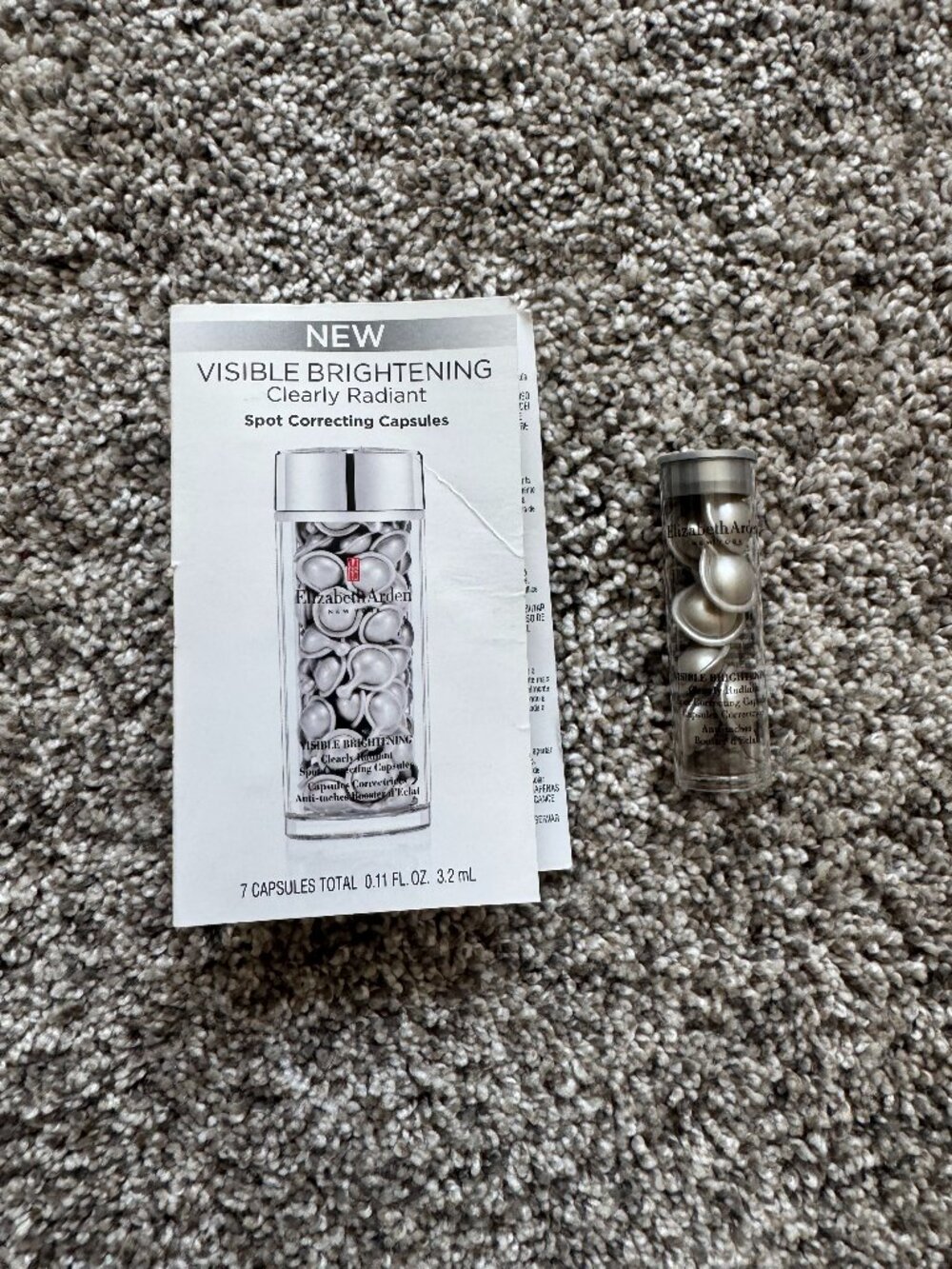 Elizabeth Arden Visible Brightening Clearly Radiant Spot Correcting Capsules